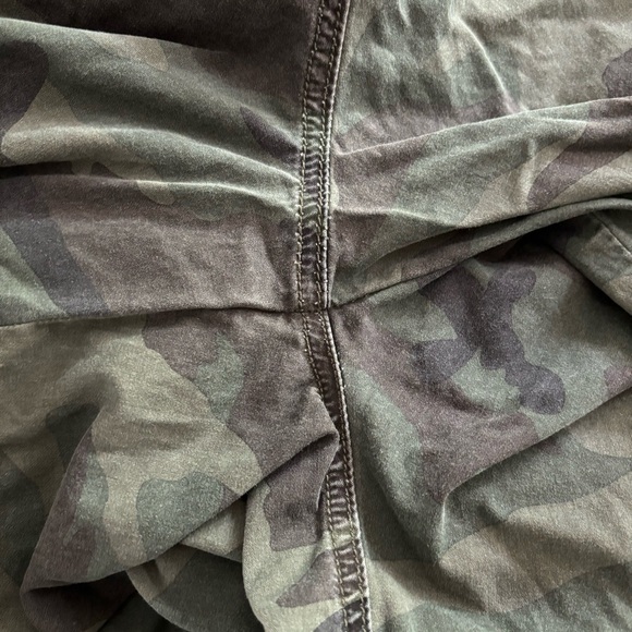 DRIFTWOOD Camo Camouflage Joggers Size Medium - Picture 5 of 7